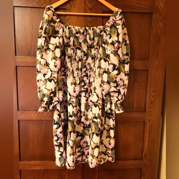 Vero Moda Dress seen on Virgin River NWOT - Picture 9 of 10